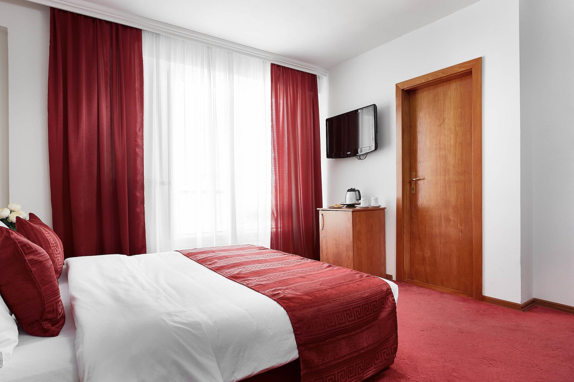 Hotel Victoria Skopje Exteriör bild