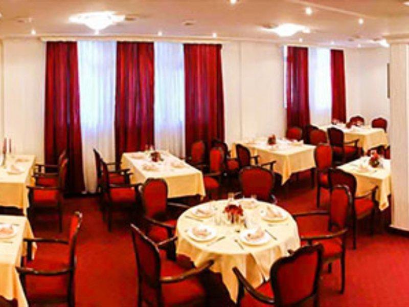 Hotel Victoria Skopje Exteriör bild
